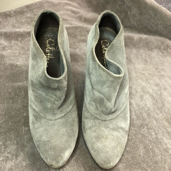 Cole Haan Josephine suede booties w/wood heel Sz 8 - Picture 2 of 6